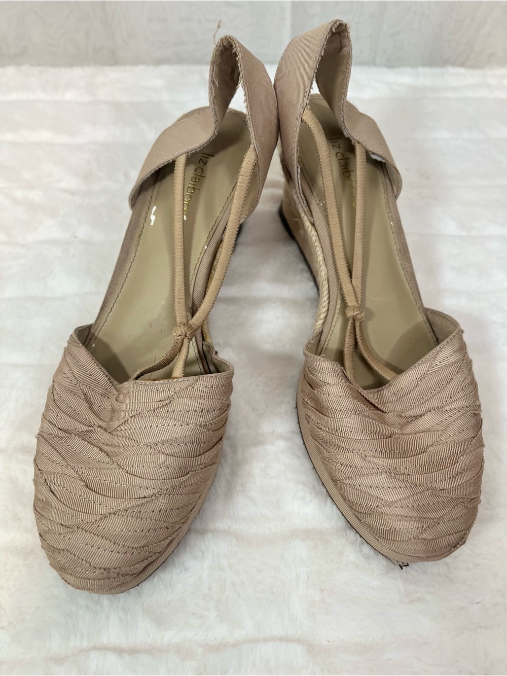 Liz Claiborne Bria Espadrille Wedges Beige Textured Ribbon Size 8.5 Slip On Heel